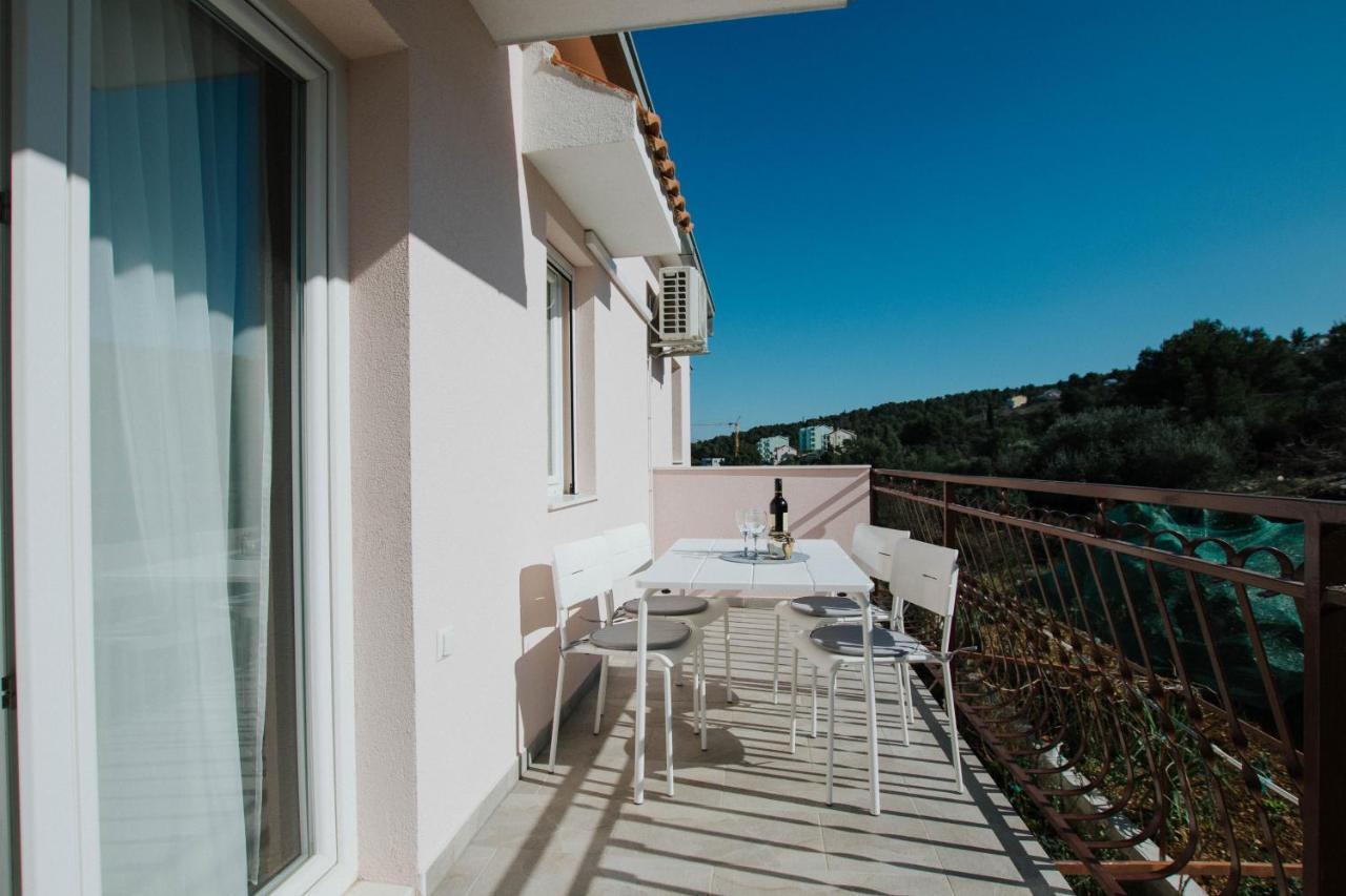 Blaise Apartment Trogir Bagian luar foto