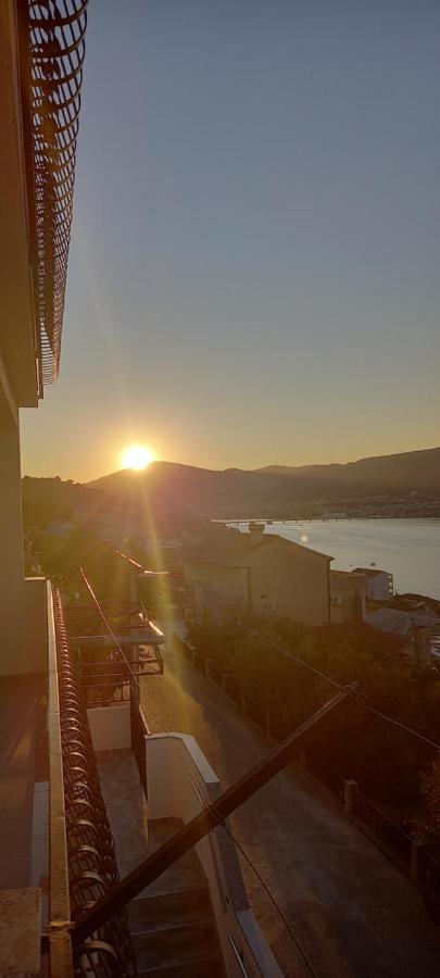 Blaise Apartment Trogir Bagian luar foto